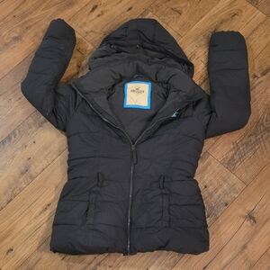 Hollister Women's Classic Black Puffer Jacket